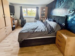 Photo 4- click for photo gallery